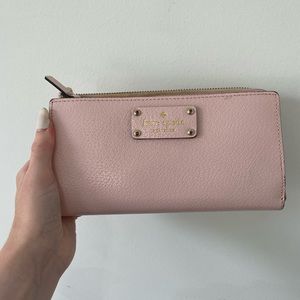 USED KATE SPADE WRISTLET